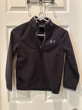 Under Armour Black Fleece Half-Zip Pullover with Gray Logo Accent
